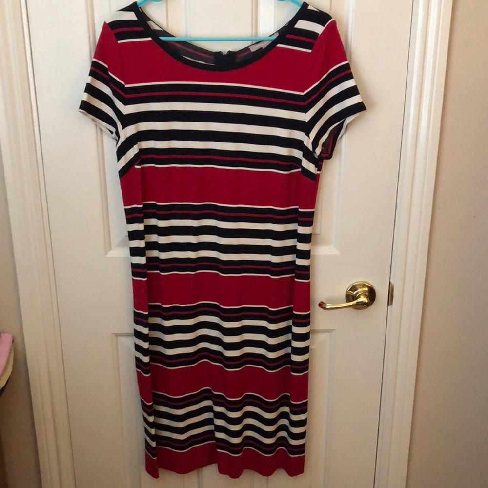 Banana Republic red/black/white casual dress
